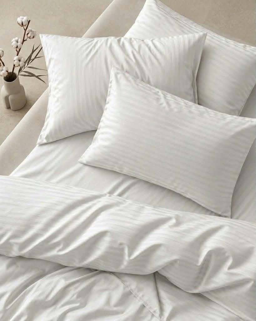 Set de lenjerie de pat din satin